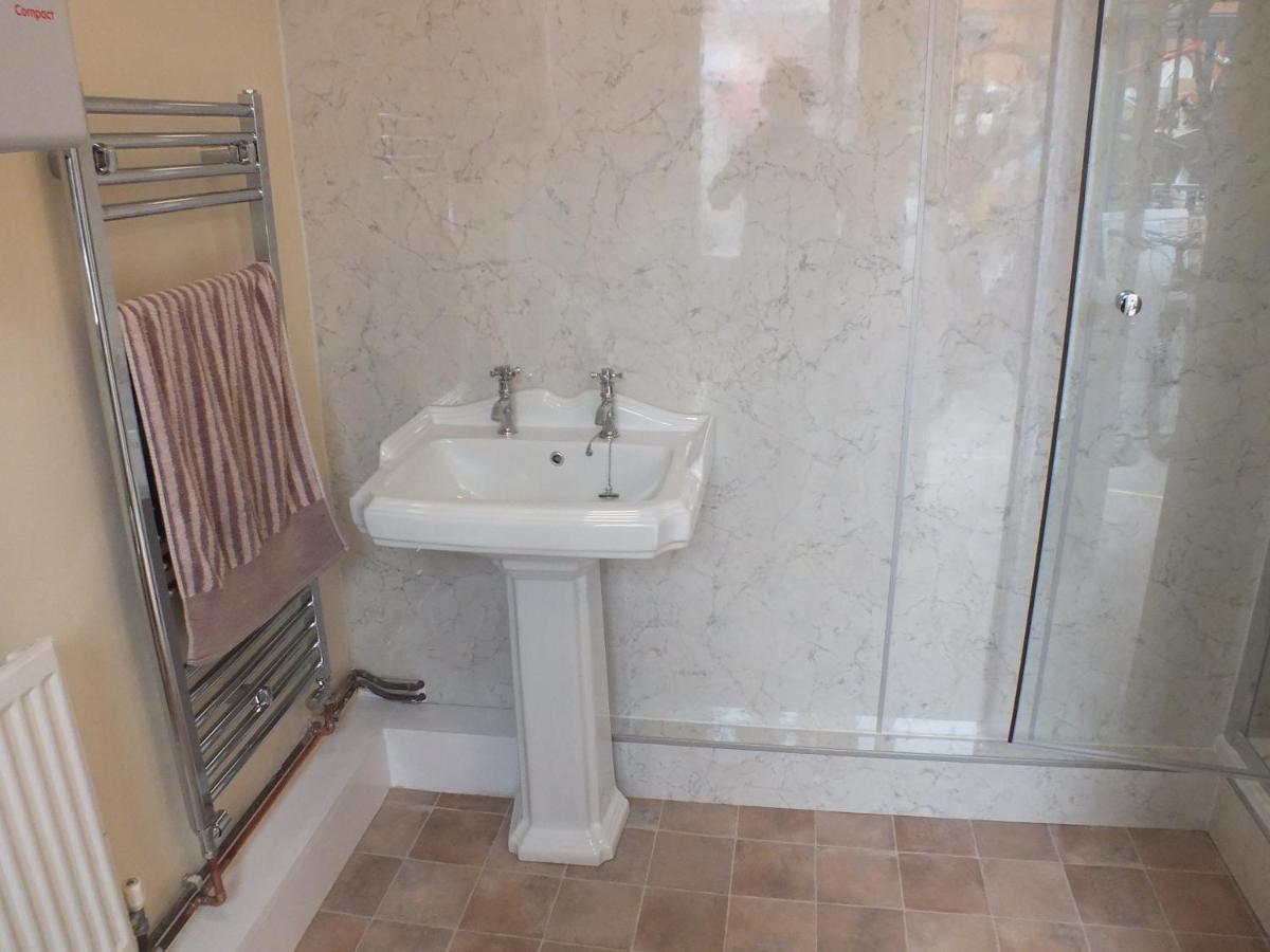 Bonna'S Bed And Breakfast Builth Wells Bagian luar foto